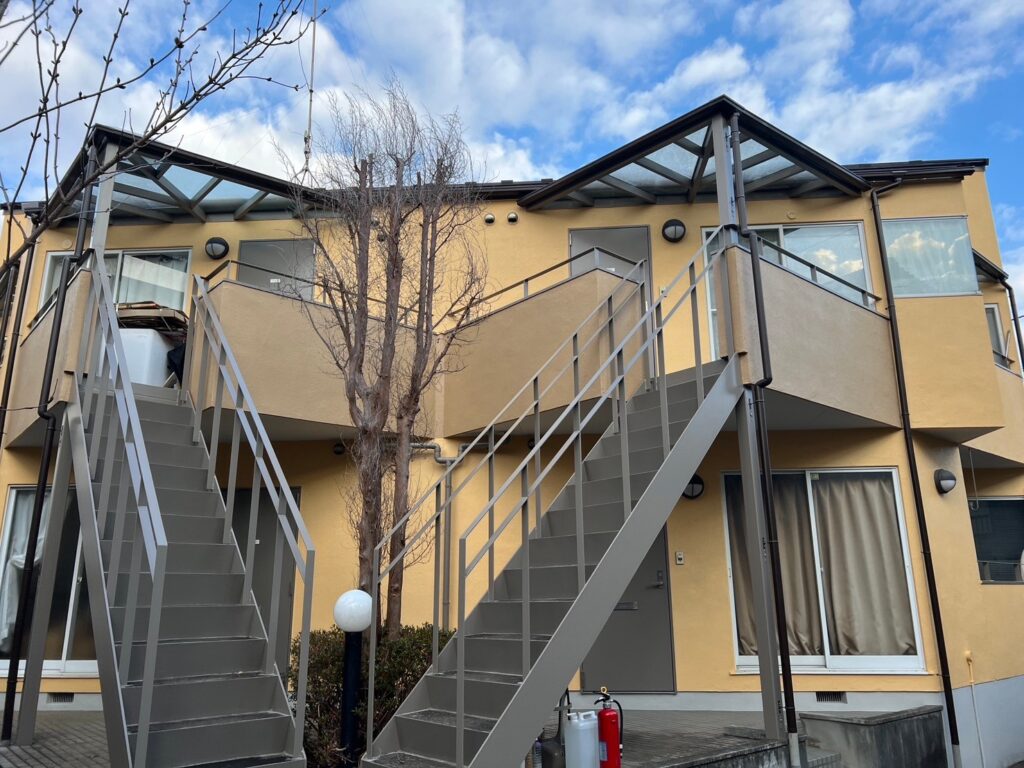 川崎市多摩区アパート　外壁塗装工事、屋根工事　塗装工事完了
